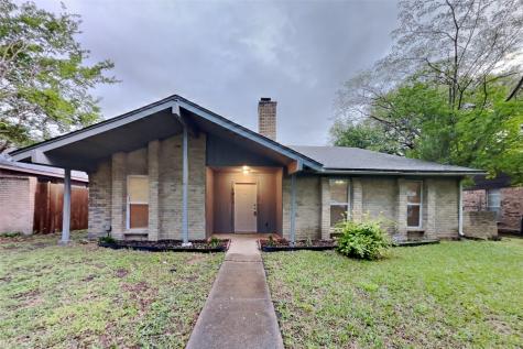 1017 Westminster Lane Garland TX 75040