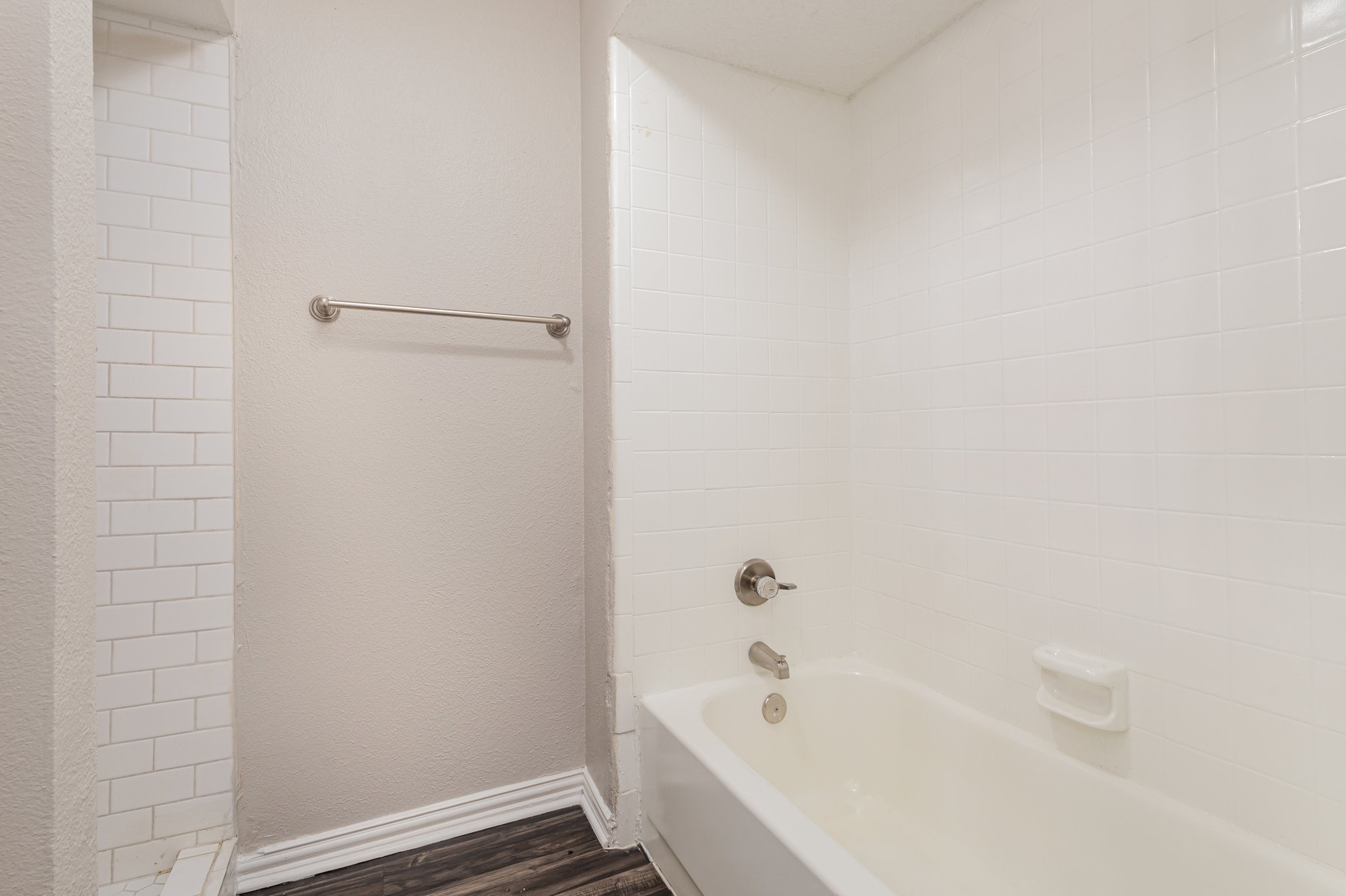 1017 Westminster Lane Garland TX 75040
