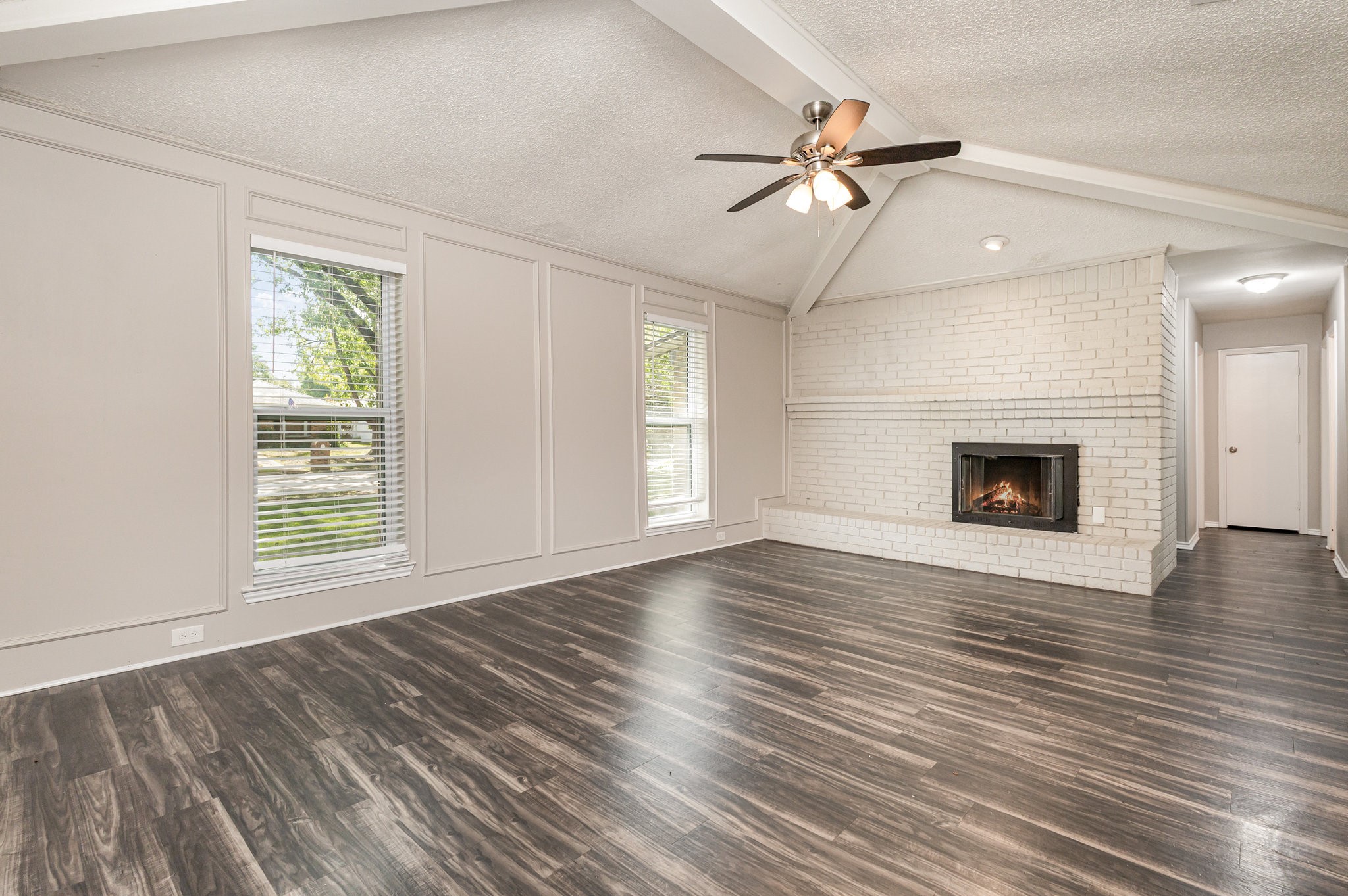 1017 Westminster Lane Garland TX 75040