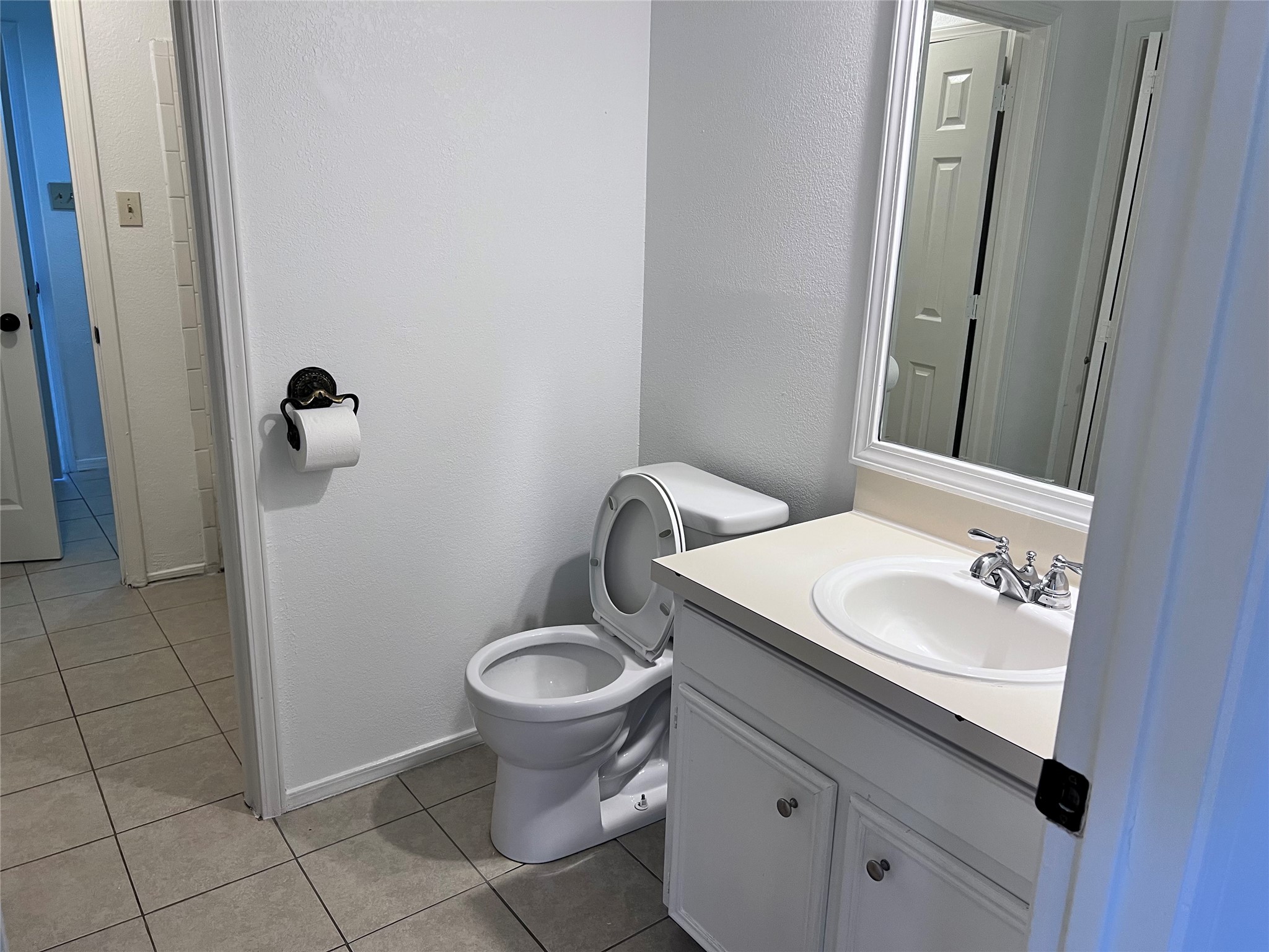 2715/2717 Parkchester Drive Arlington TX 76015