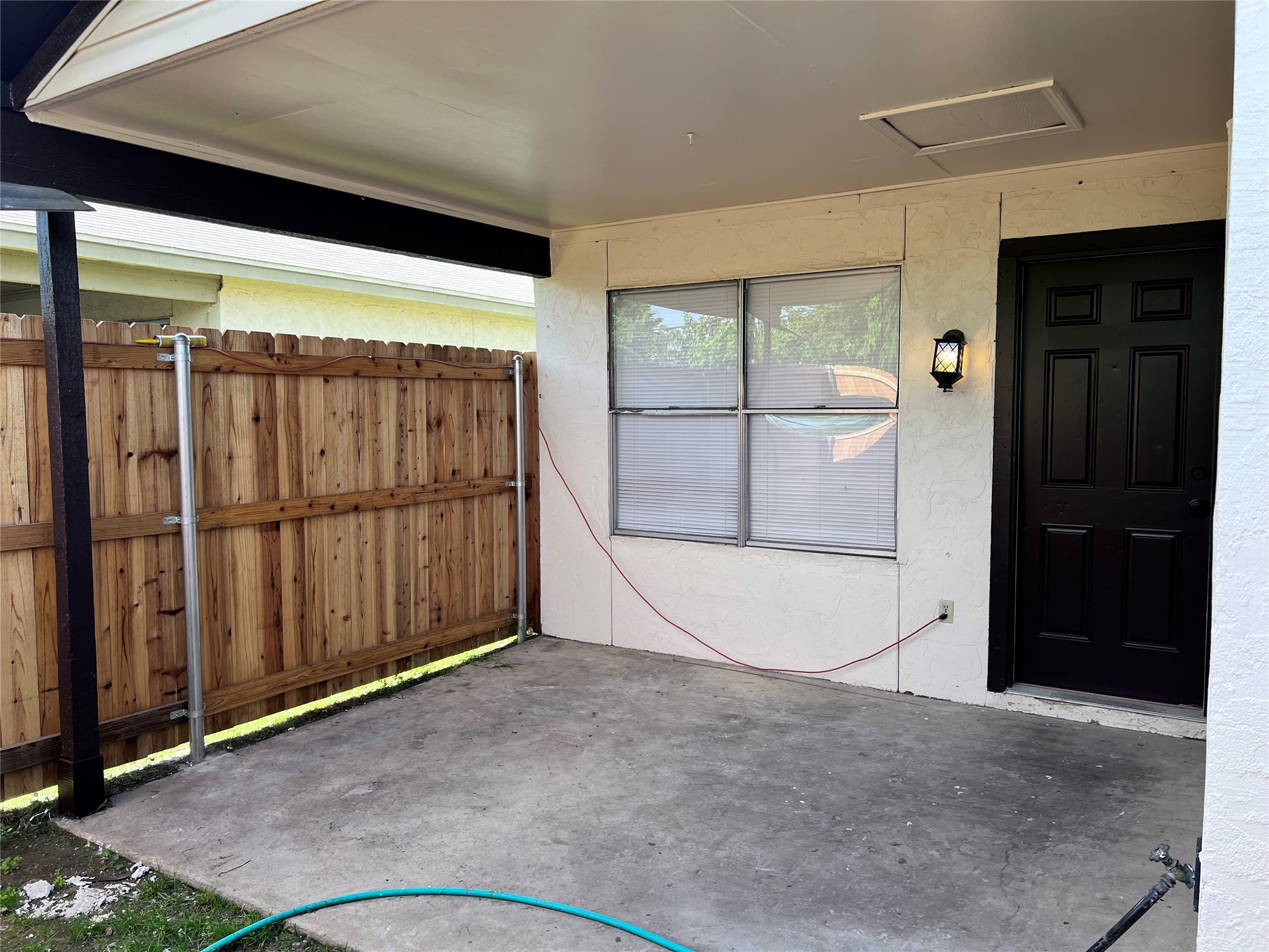 2715/2717 Parkchester Drive Arlington TX 76015