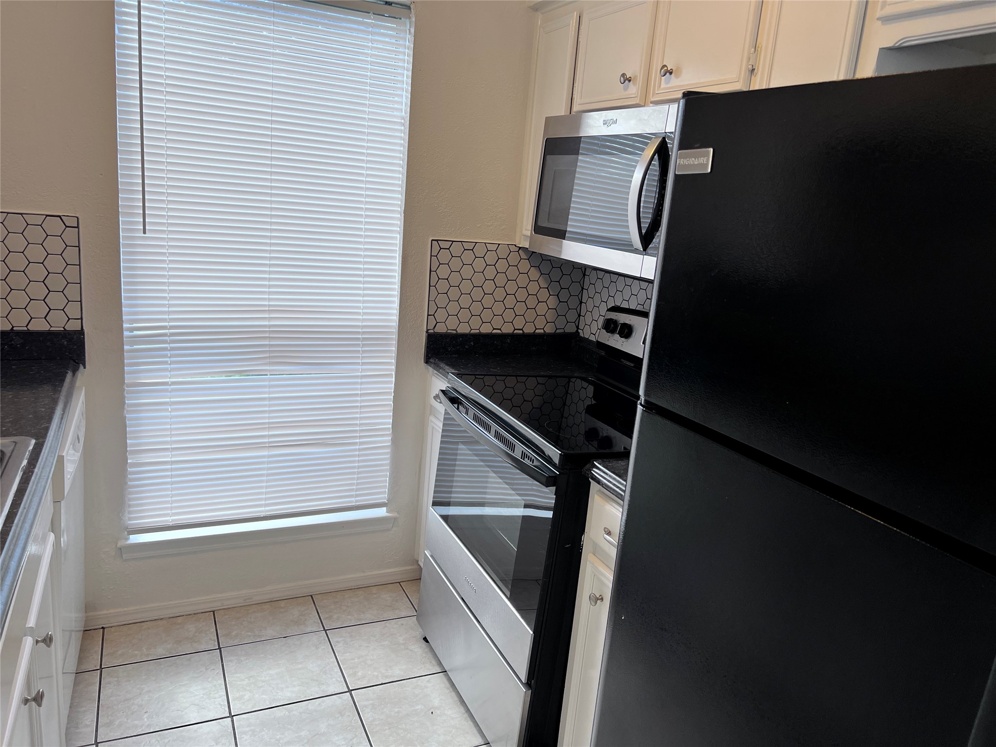 2715/2717 Parkchester Drive Arlington TX 76015