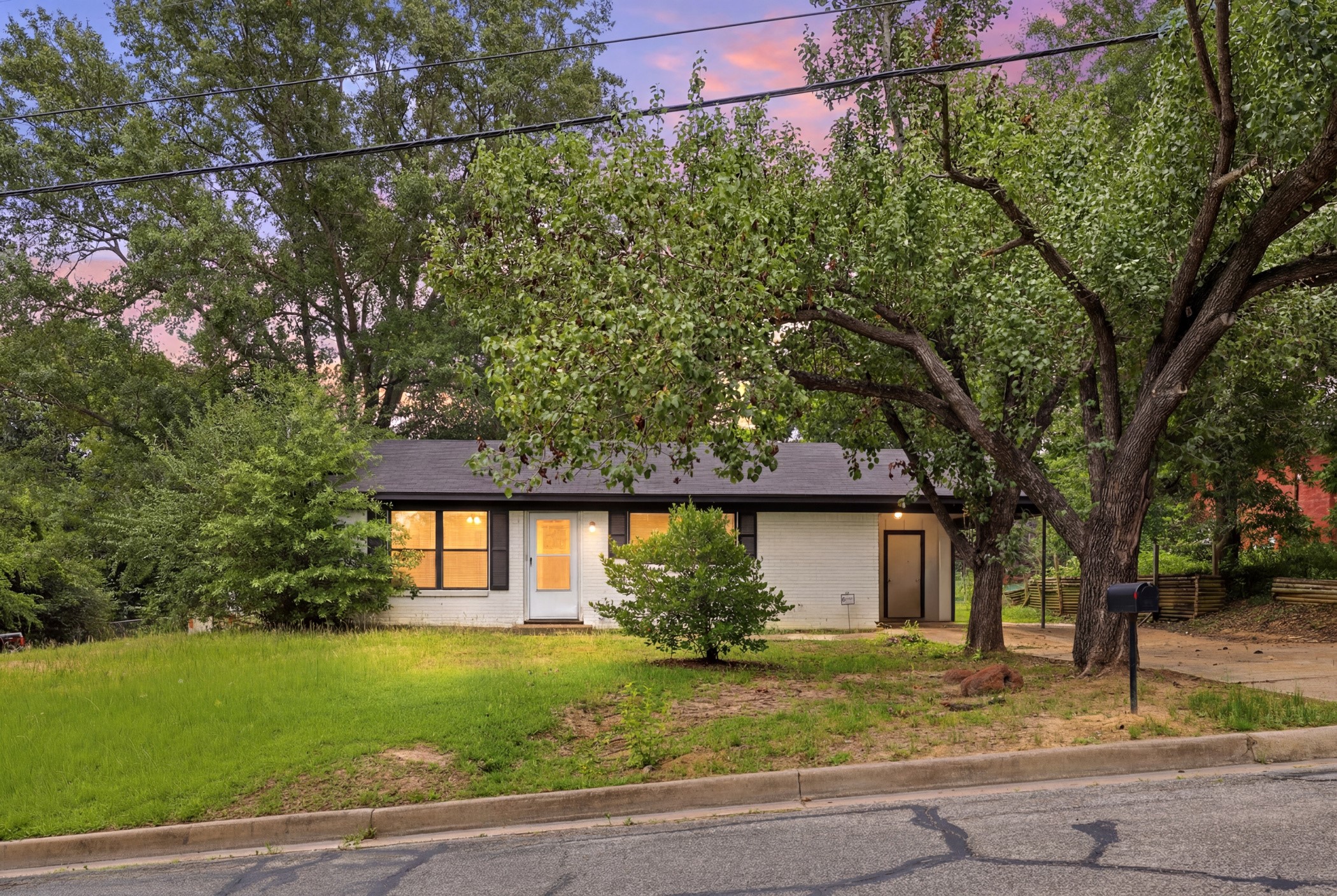1919 Bradshaw Tyler TX 75702