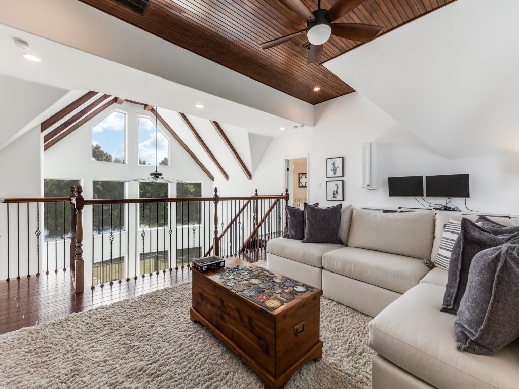 5848 Lago Vista Drive Athens TX 75752