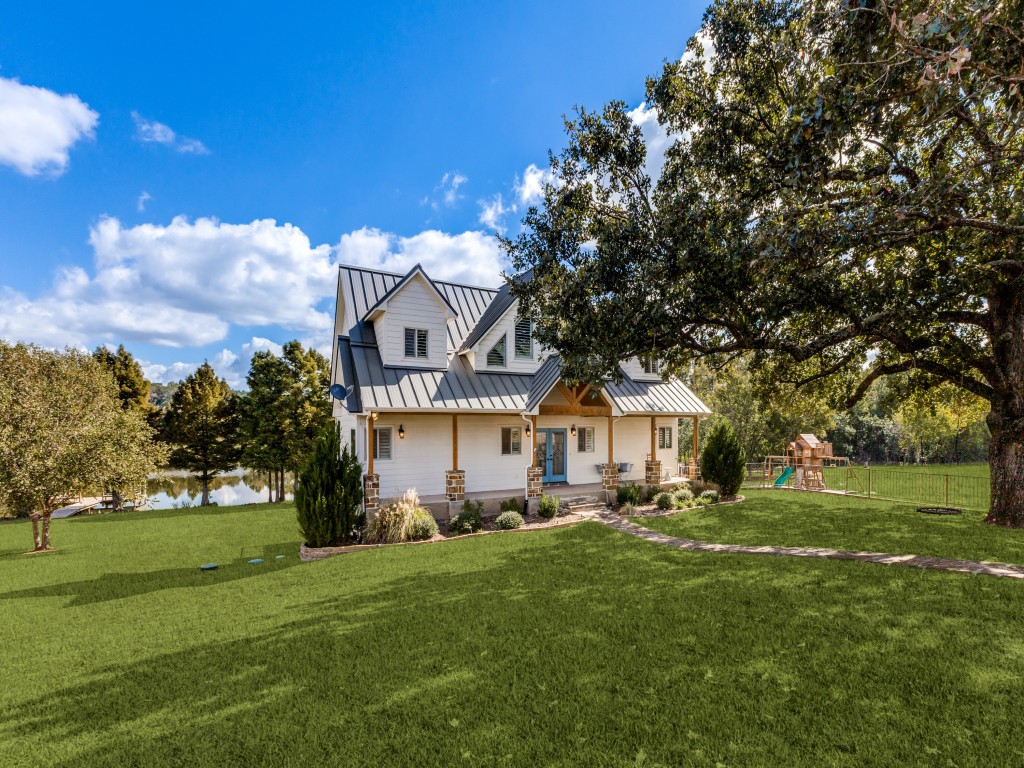 5848 Lago Vista Drive Athens TX 75752