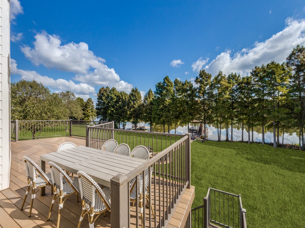5848 Lago Vista Drive Athens TX 75752