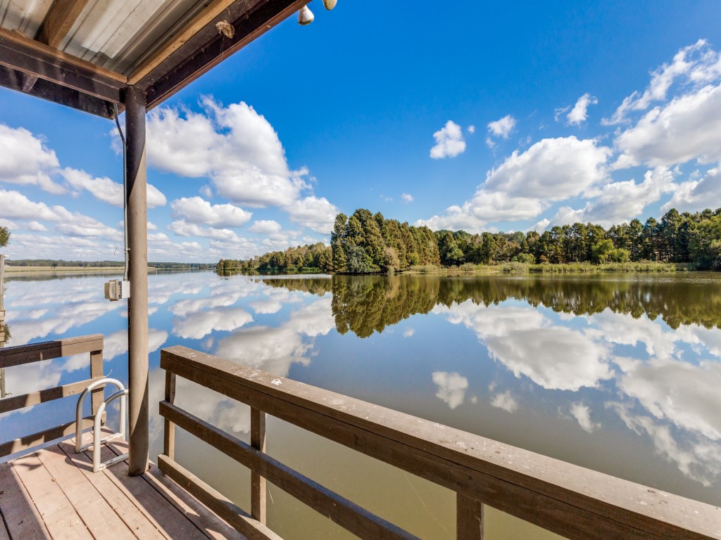 5848 Lago Vista Drive Athens TX 75752