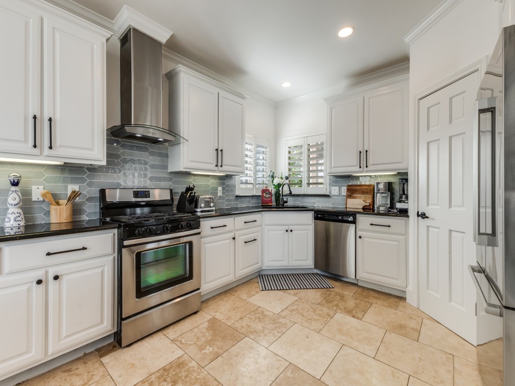 5848 Lago Vista Drive Athens TX 75752
