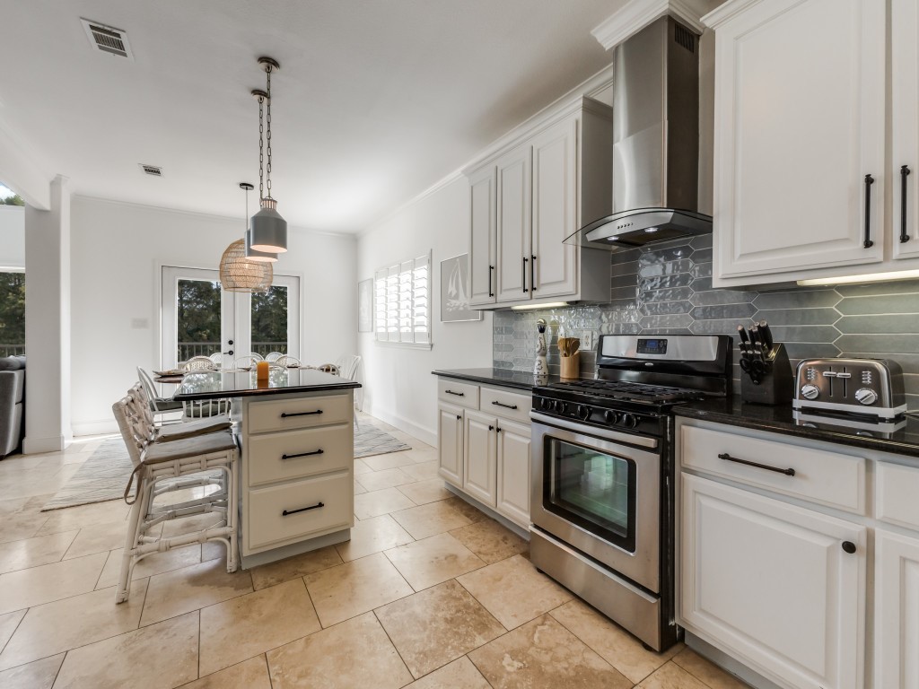 5848 Lago Vista Drive Athens TX 75752