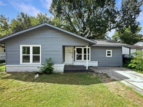 609 W Lone Star Avenue Cleburne TX 76033