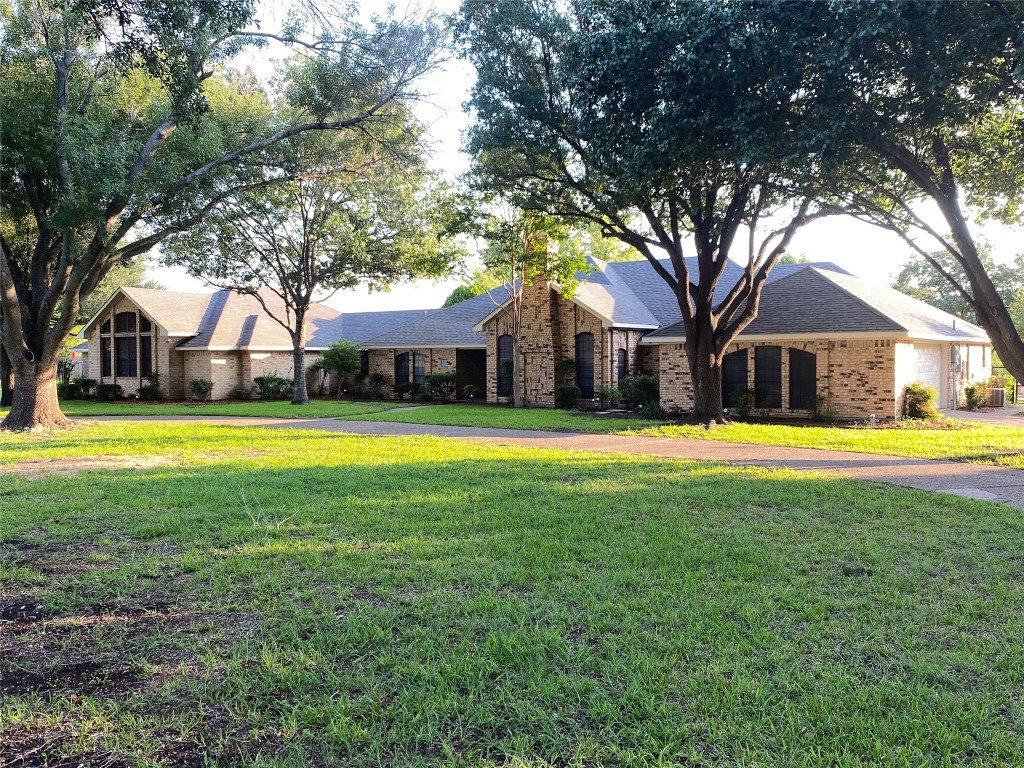 310 Spring Creek Drive Waxahachie TX 75165