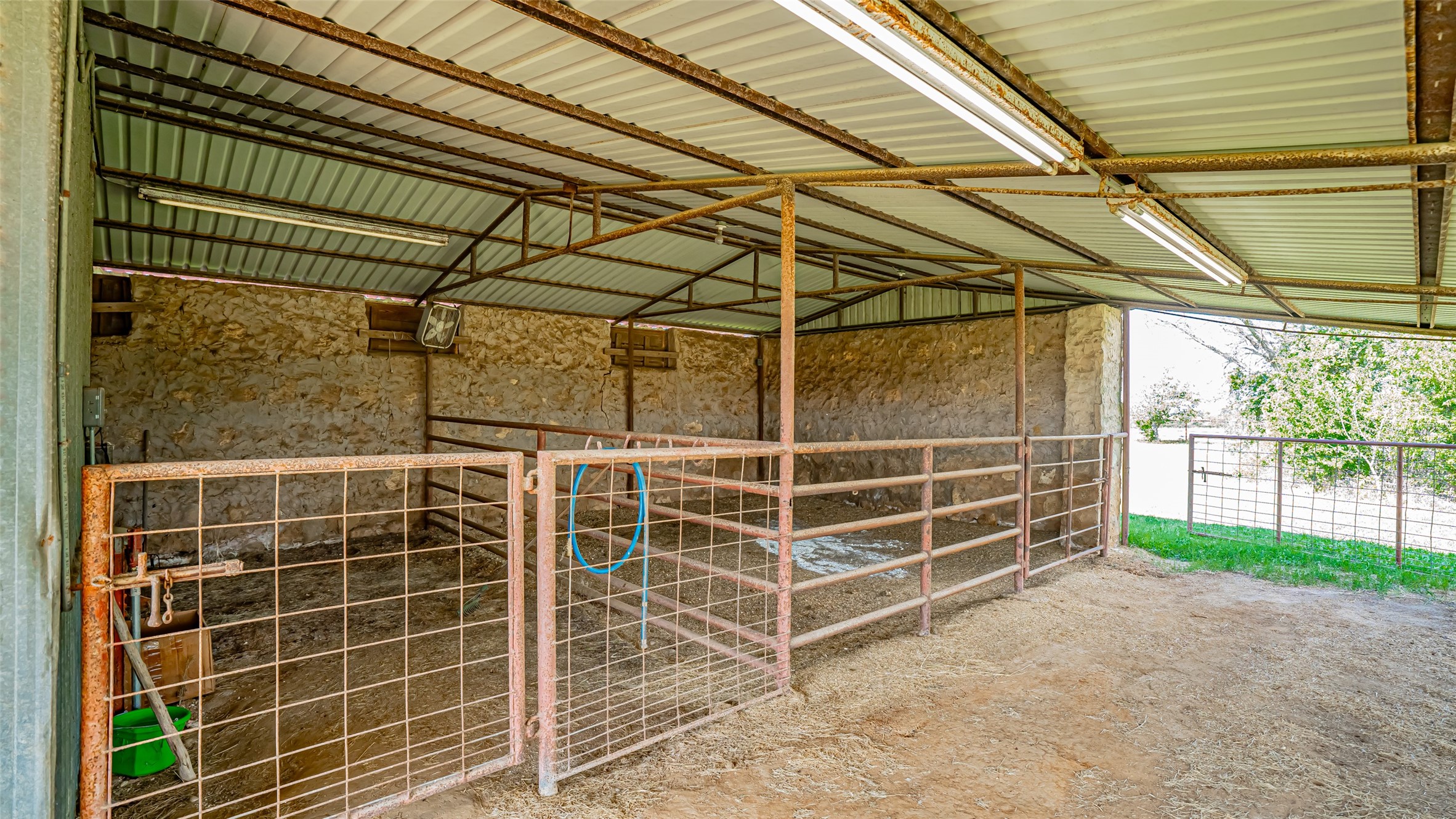 3891 Cr 351 Stephenville TX 76401