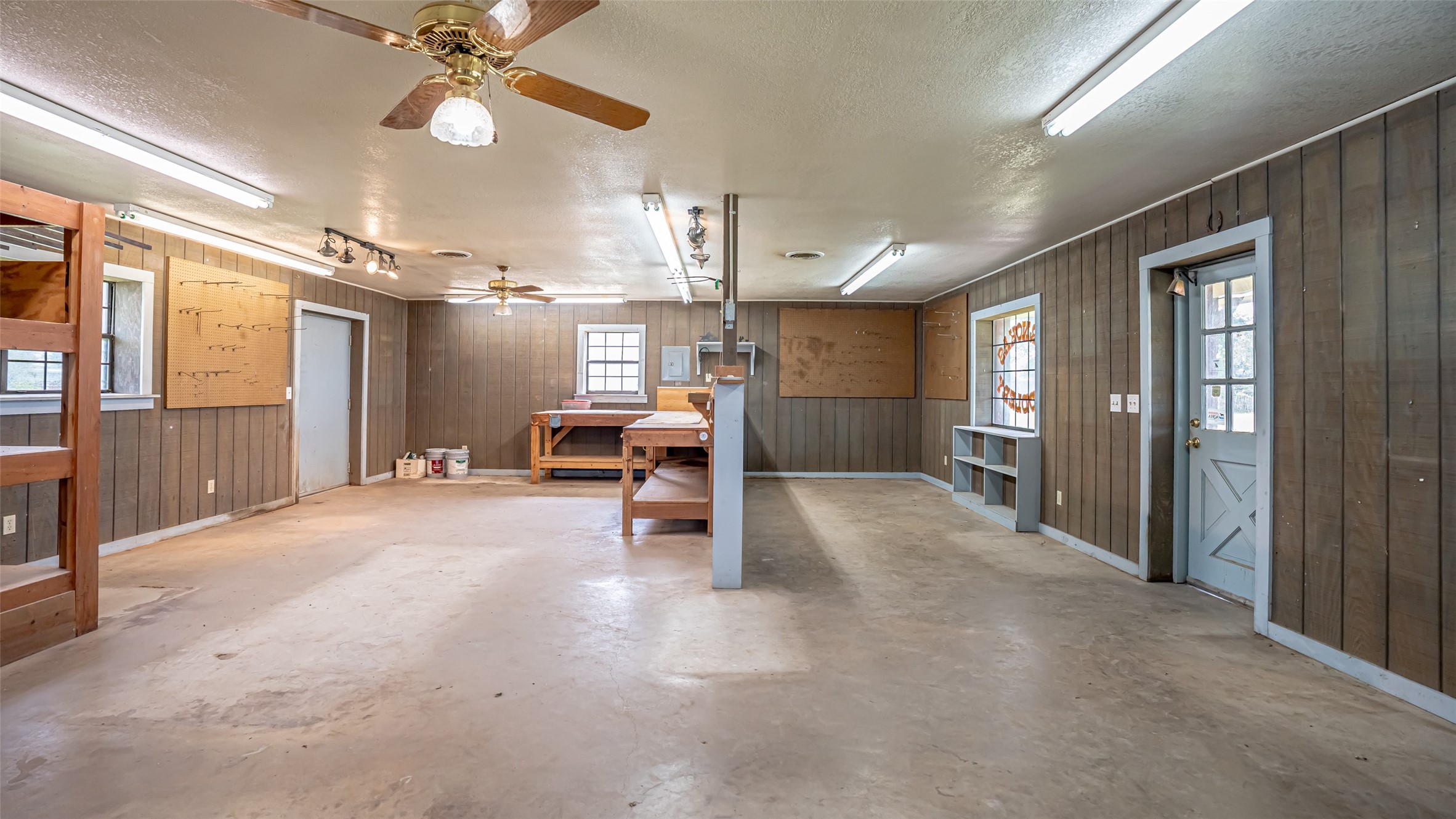 3891 Cr 351 Stephenville TX 76401