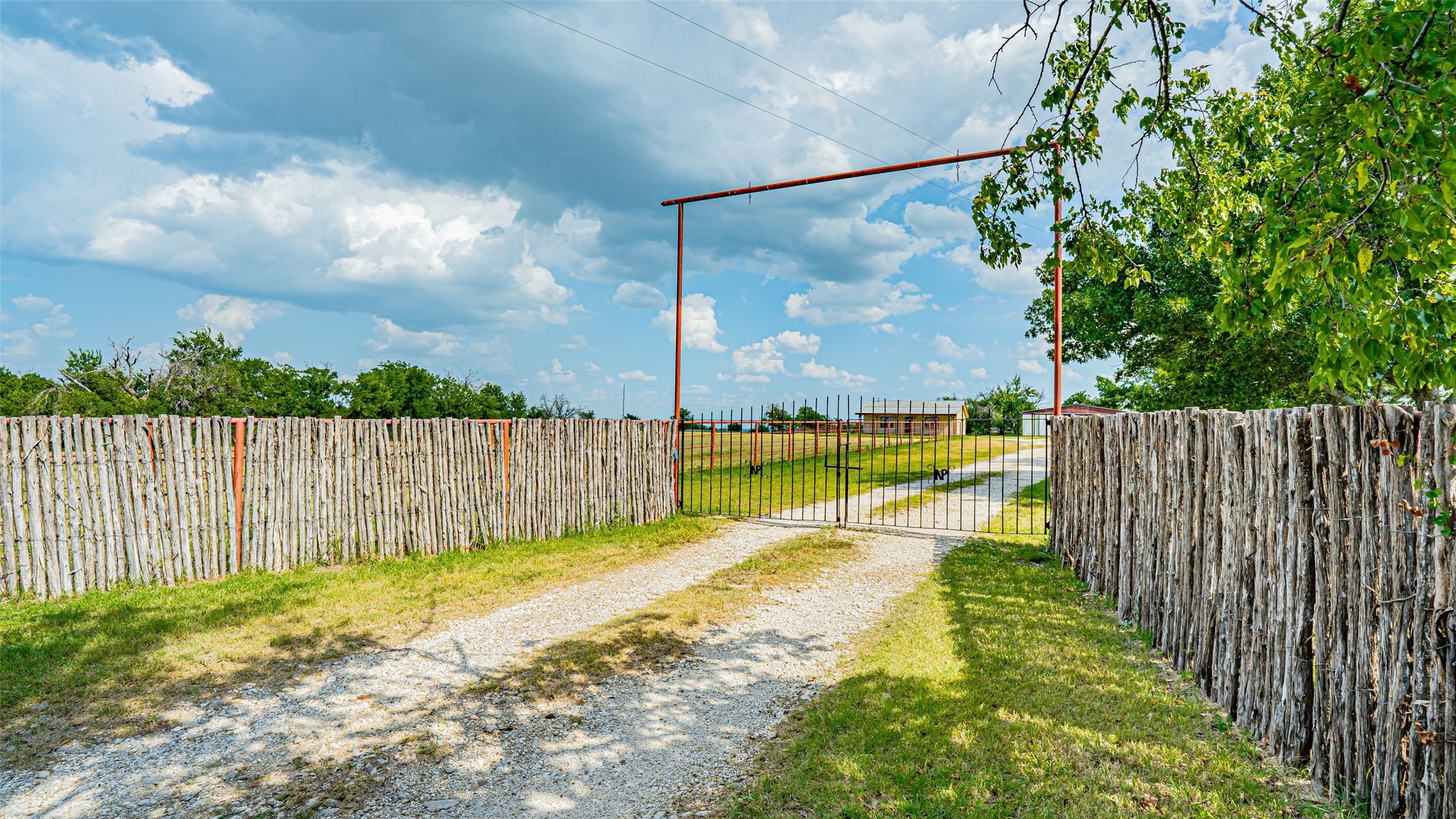 3891 Cr 351 Stephenville TX 76401