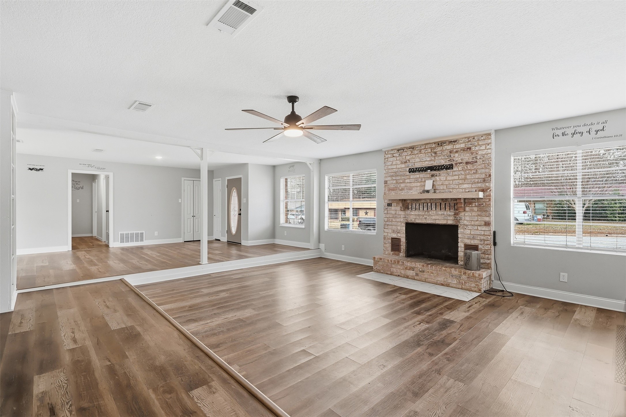 128 Laura Drive Mineola TX 75773