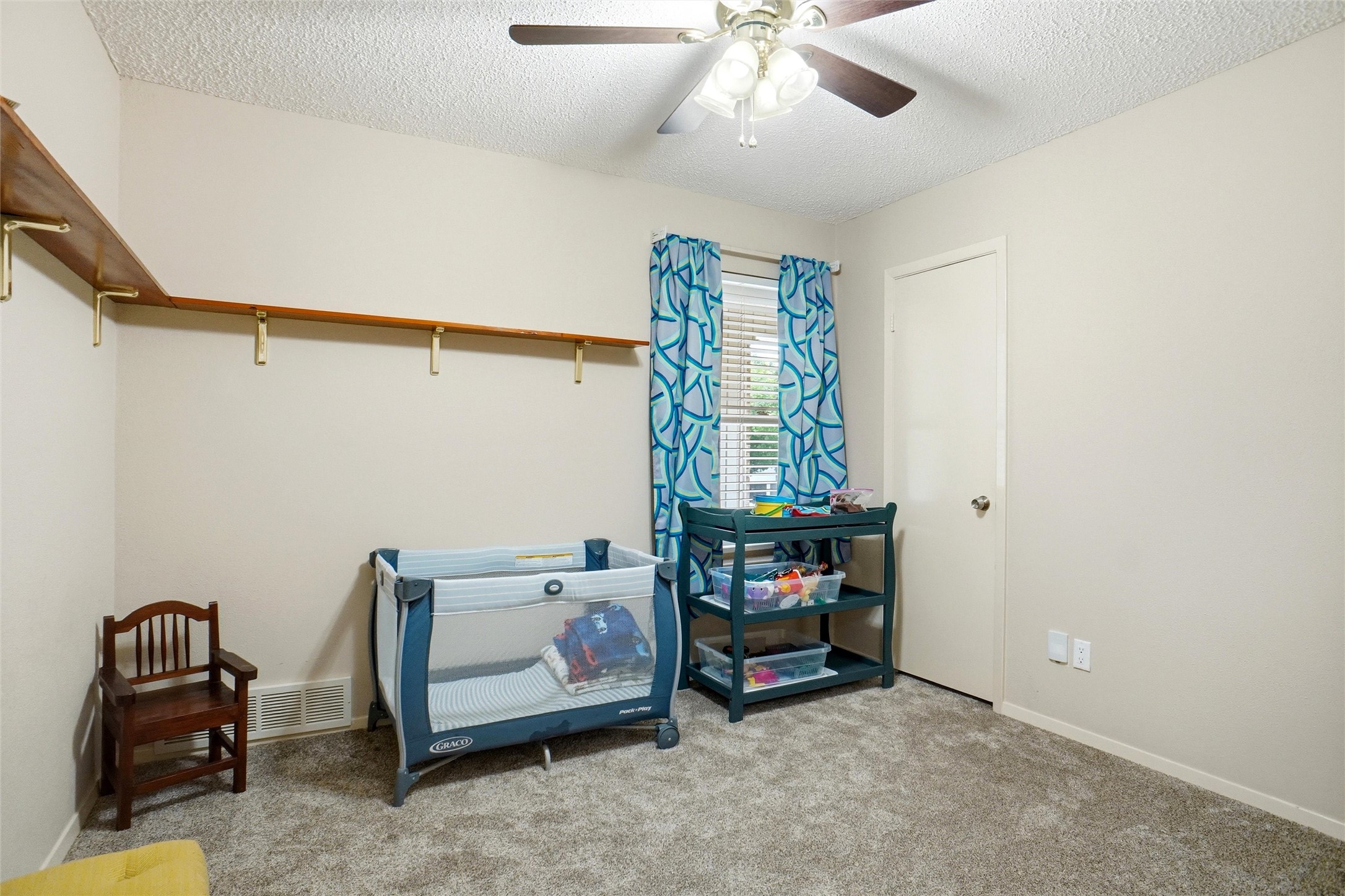 1004 Gladstone Avenue Azle TX 76020