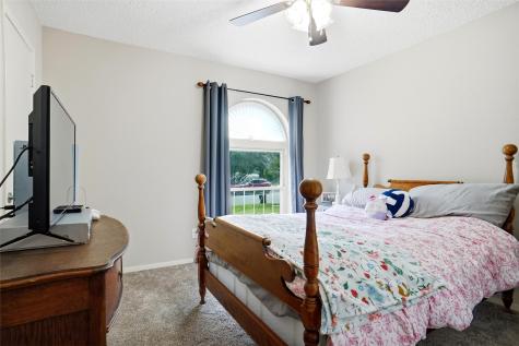 1004 Gladstone Avenue Azle TX 76020