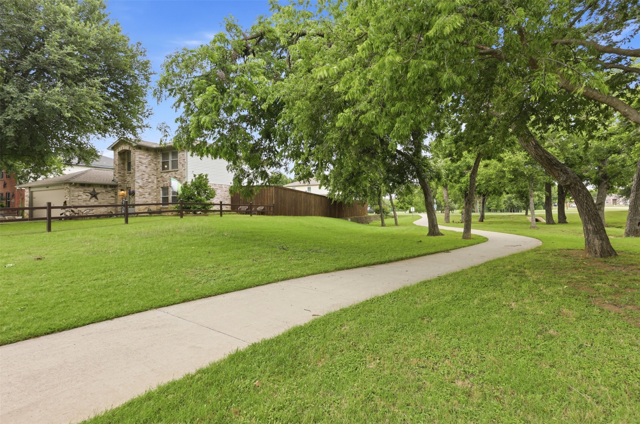 8400 Mild Creek Lane Denton TX 76210