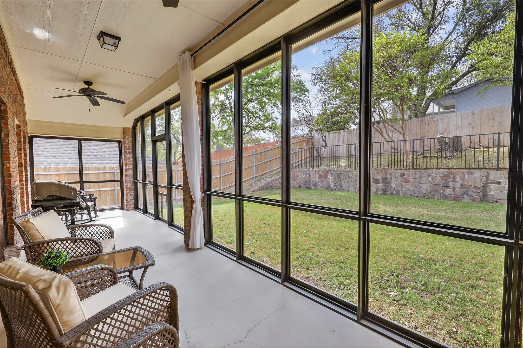11005 Castle Oak Lane Fort Worth TX 76108