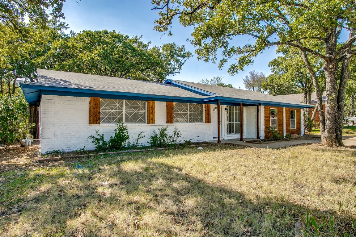 1149 Jerry Lane Bedford TX 76022