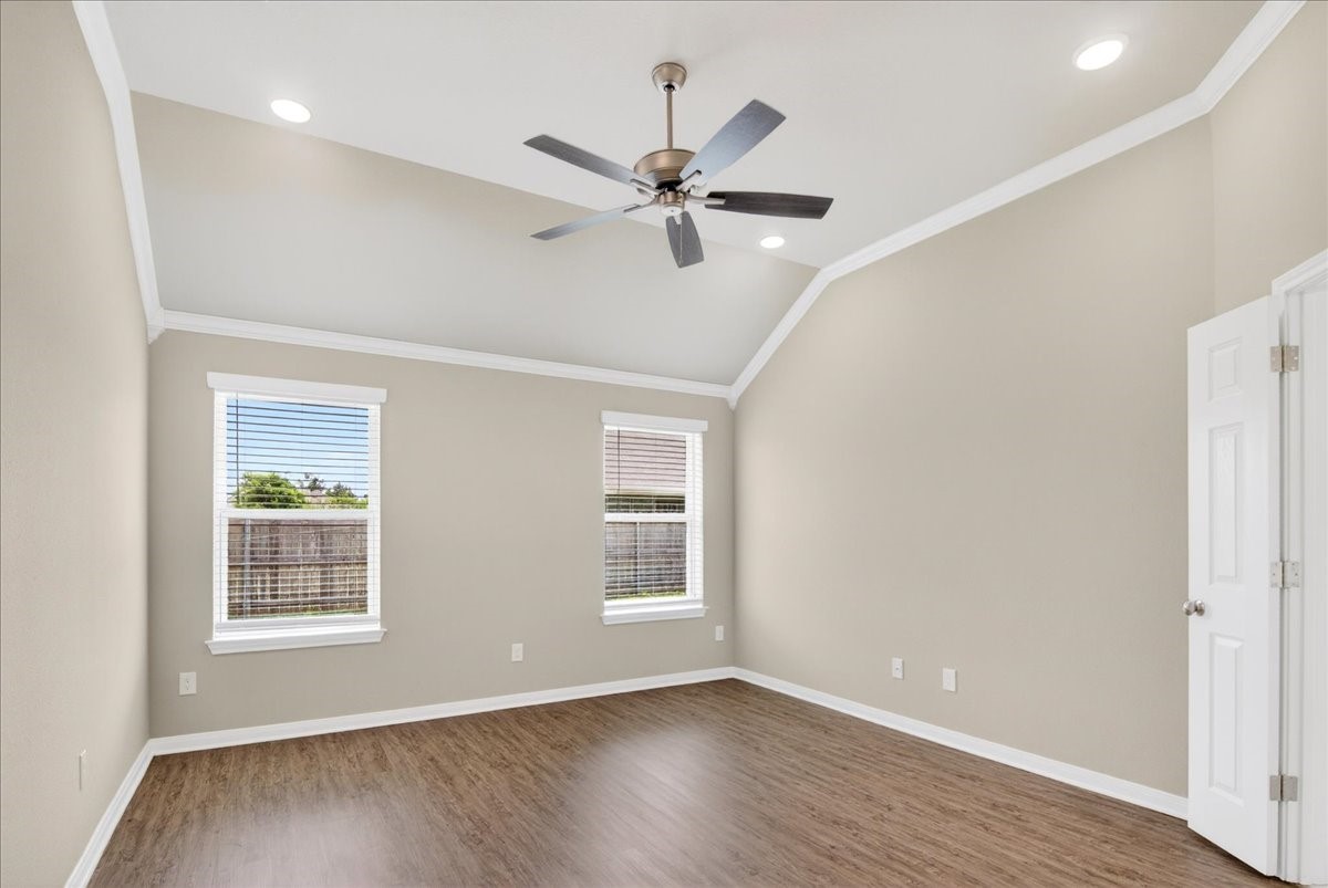 2509 Yoder Lane Robinson TX 76706