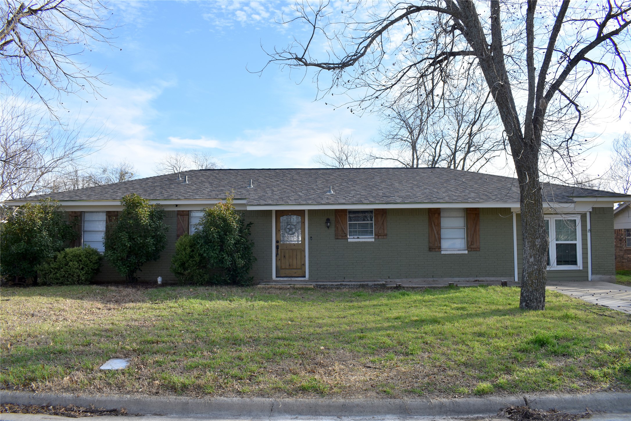 1207 E Fitzgerald Street Bangs TX 76823