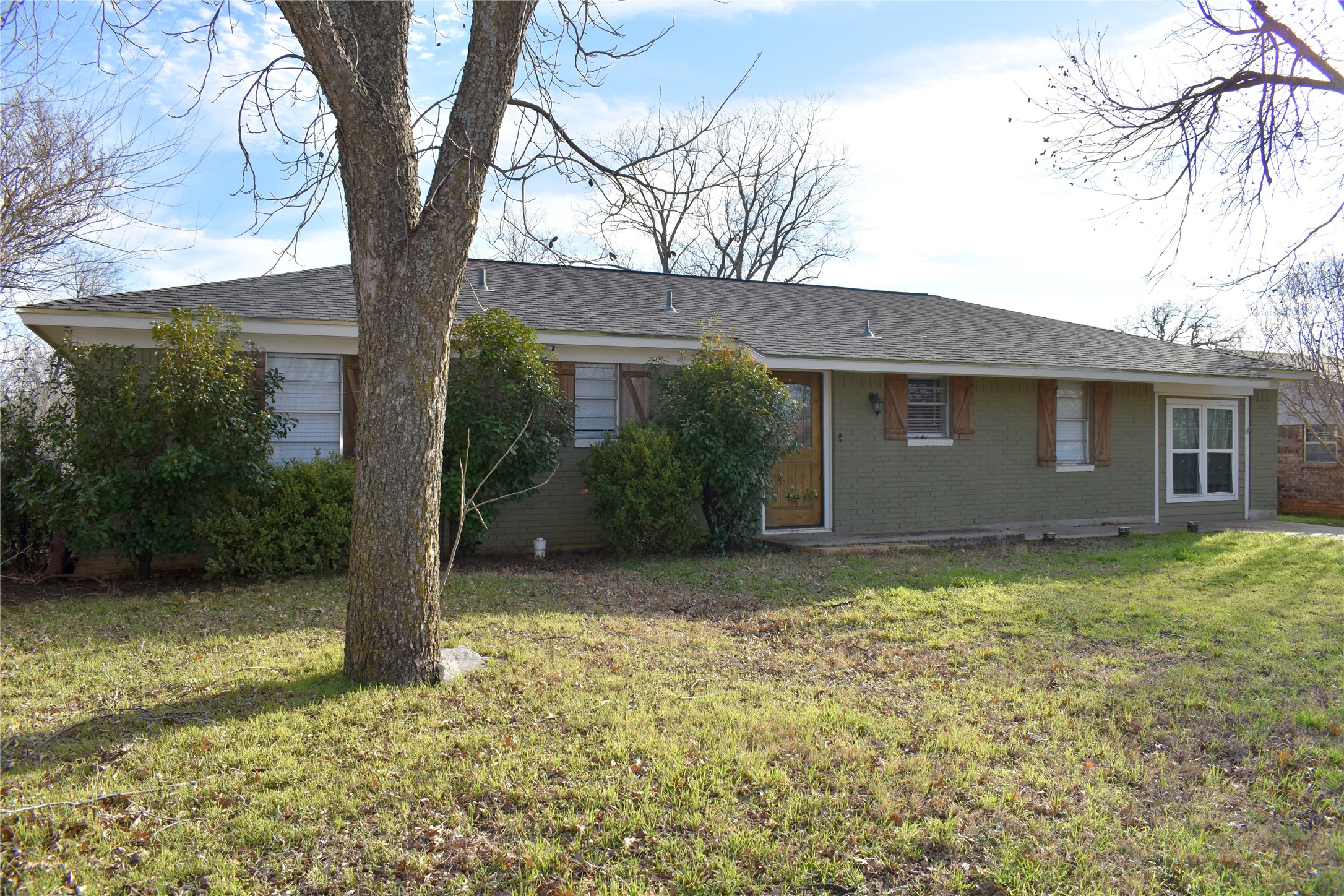 1207 E Fitzgerald Street Bangs TX 76823