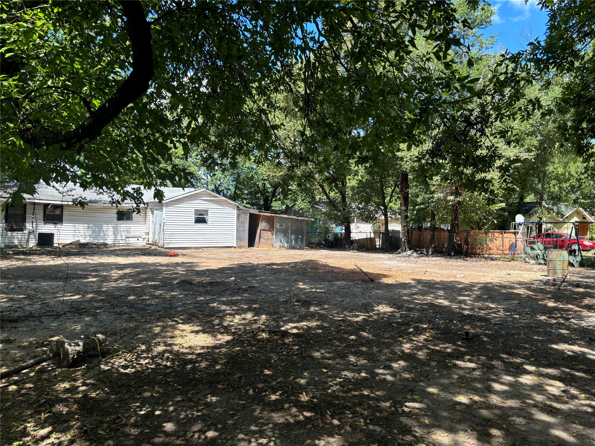 918 Local Vista Drive Dallas TX 75217