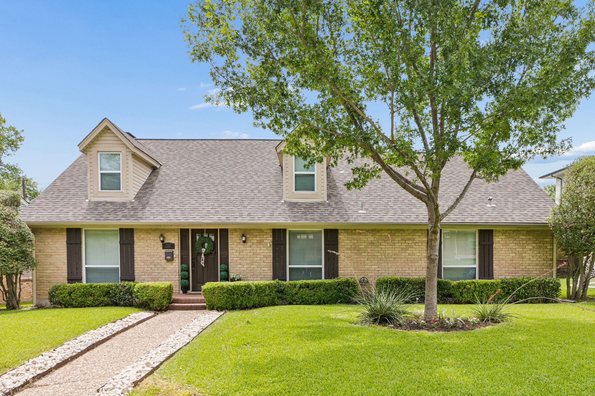 7012 Wakefield Street Dallas TX 75231
