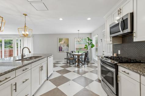 7012 Wakefield Street Dallas TX 75231