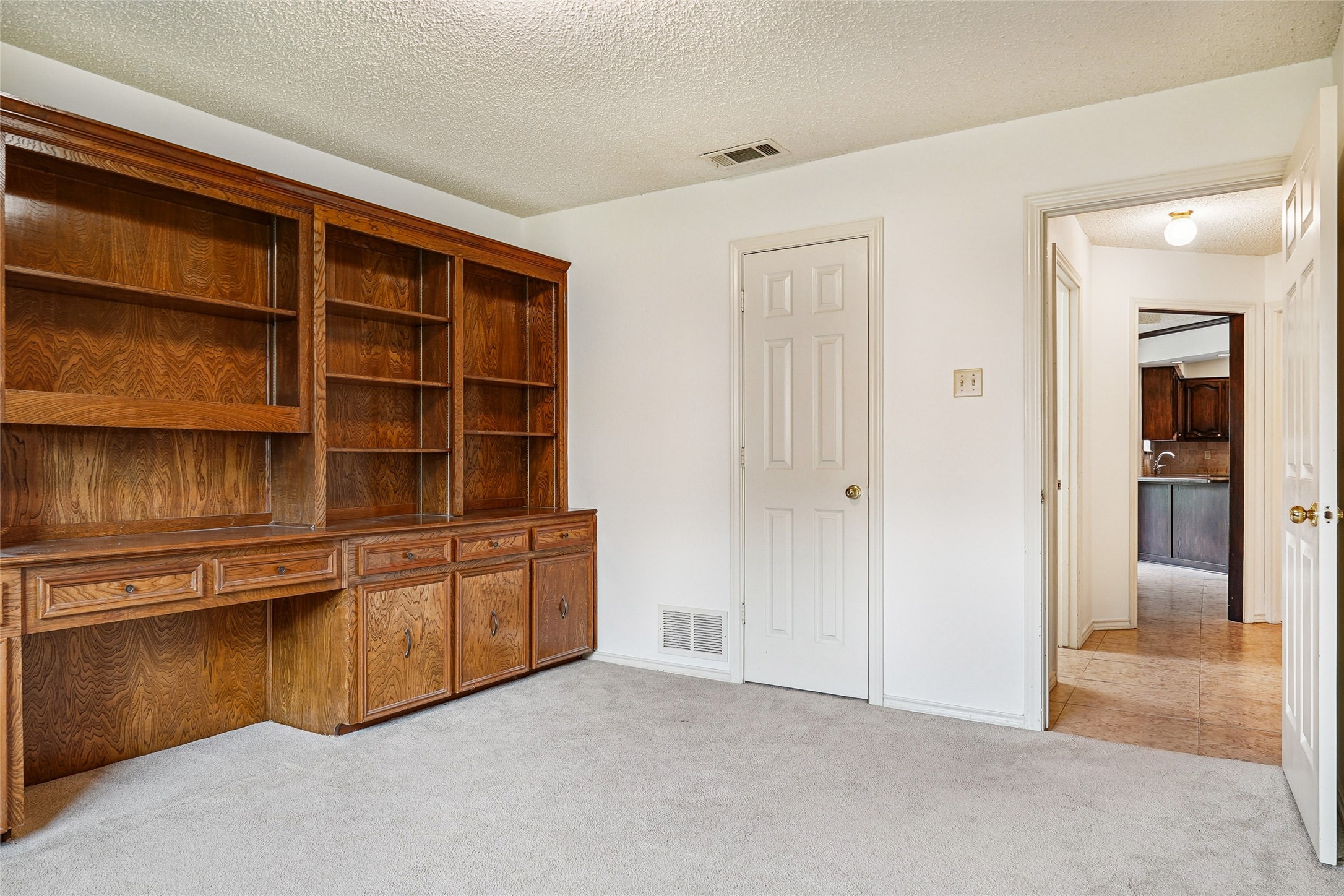 3201 Greenleaf Court Garland TX 75044