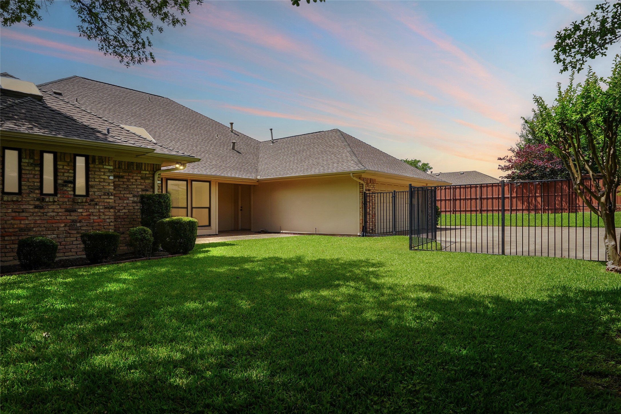 3201 Greenleaf Court Garland TX 75044