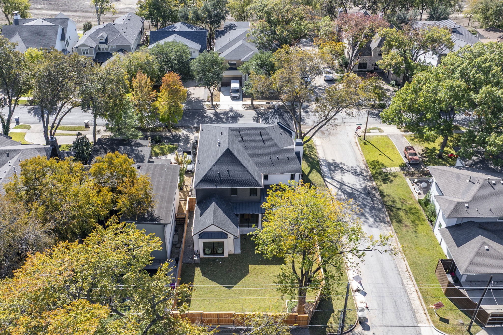 6903 La Vista Drive Dallas TX 75214