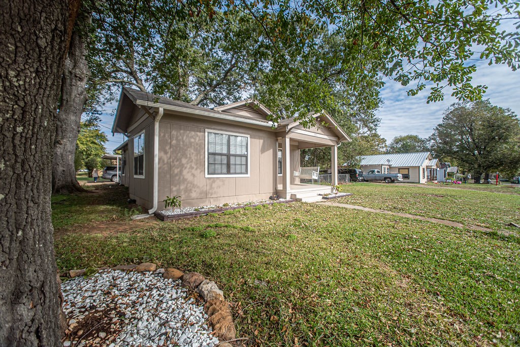 1503 Neathery Street Paris TX 75460