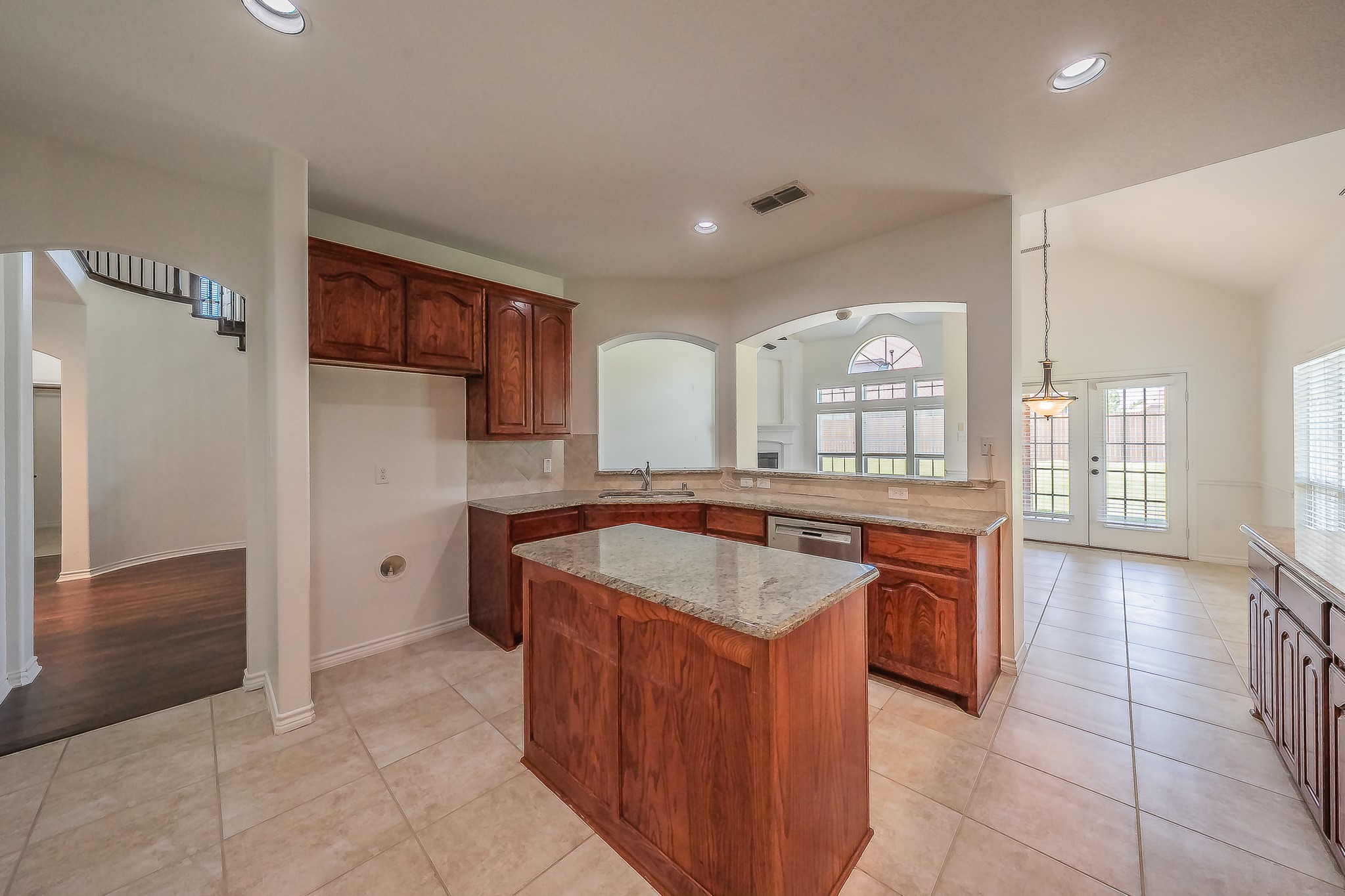 800 Oriole Drive Forney TX 75126