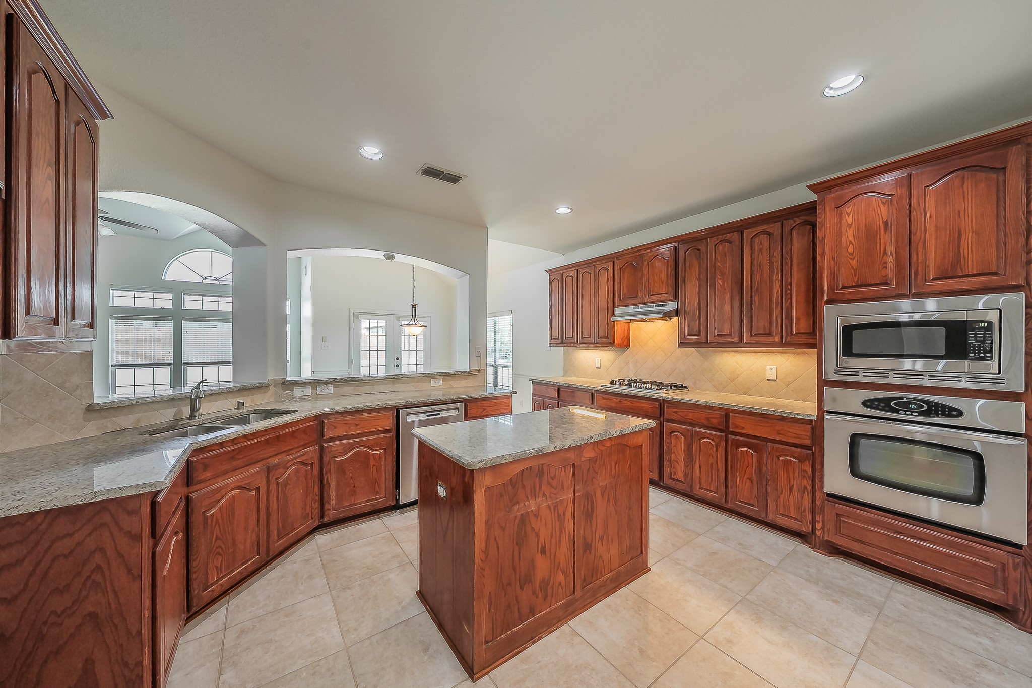 800 Oriole Drive Forney TX 75126