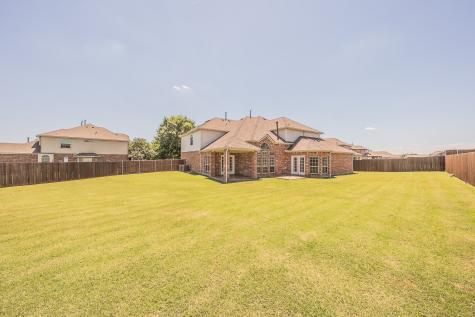 800 Oriole Drive Forney TX 75126