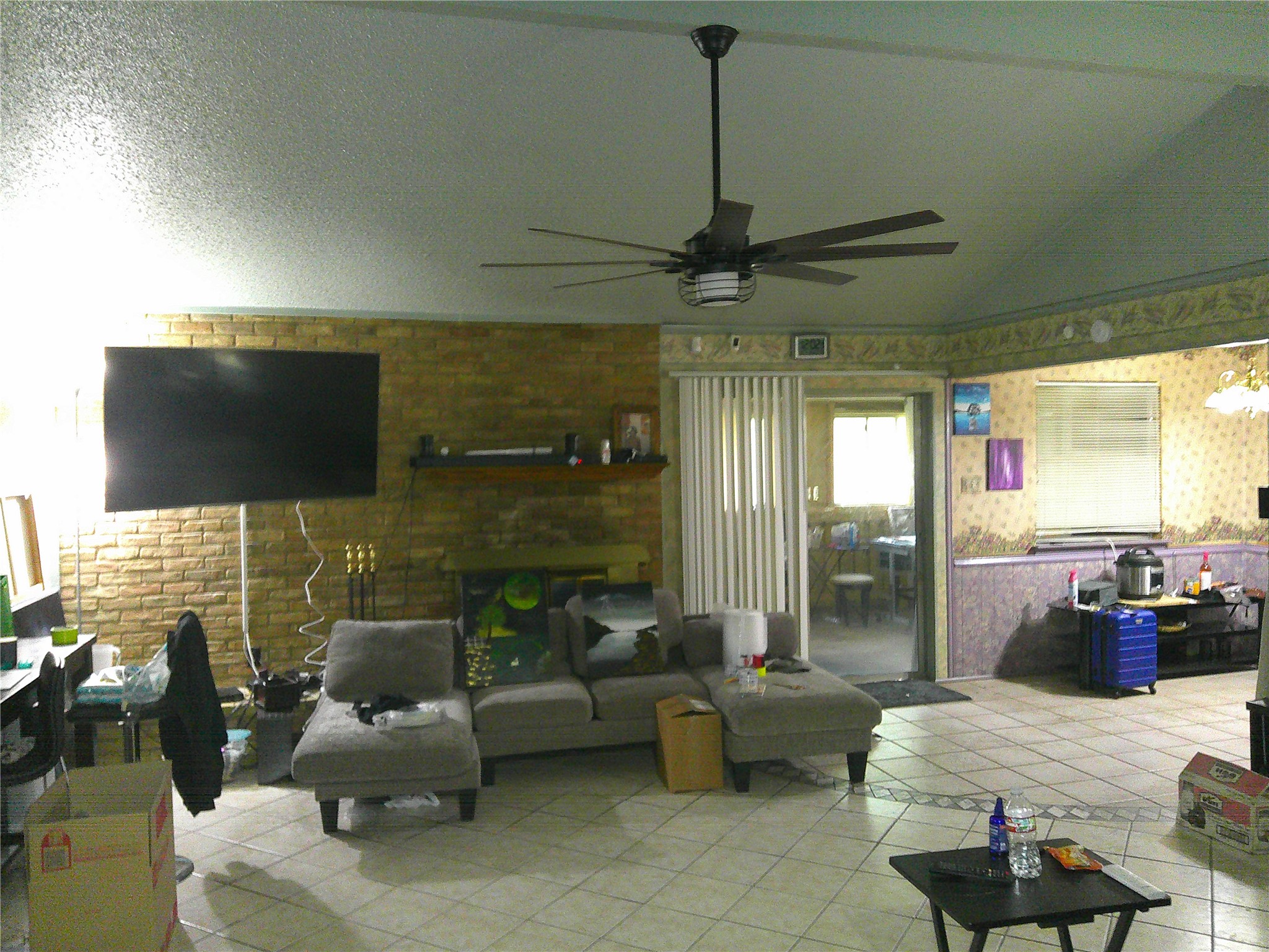 509 W Springdale Lane Grand Prairie TX 75052