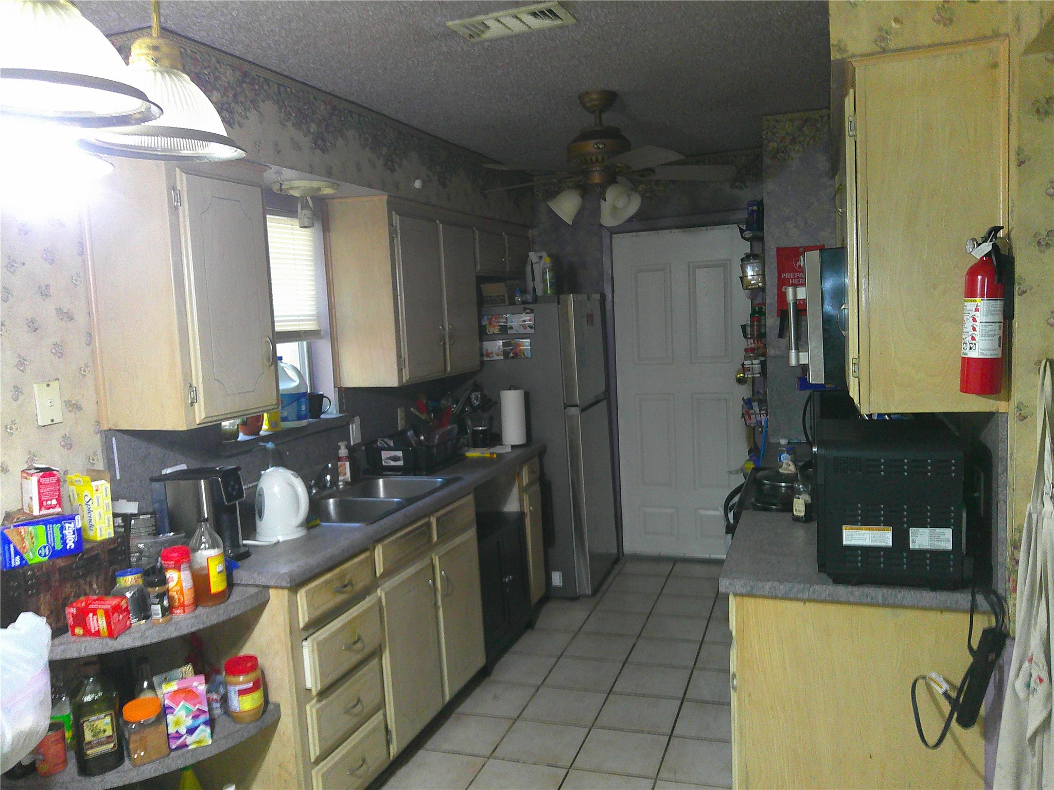 509 W Springdale Lane Grand Prairie TX 75052