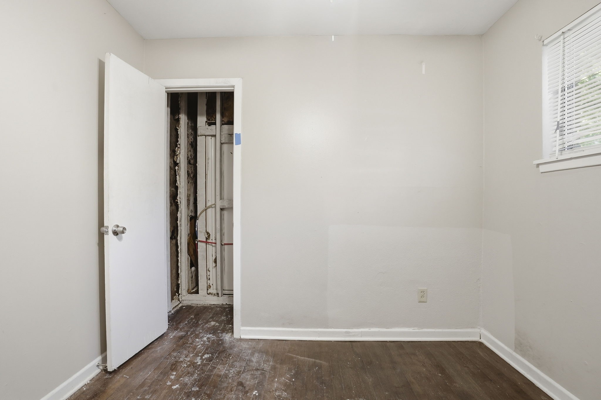 1029 Usher Street Benbrook TX 76126