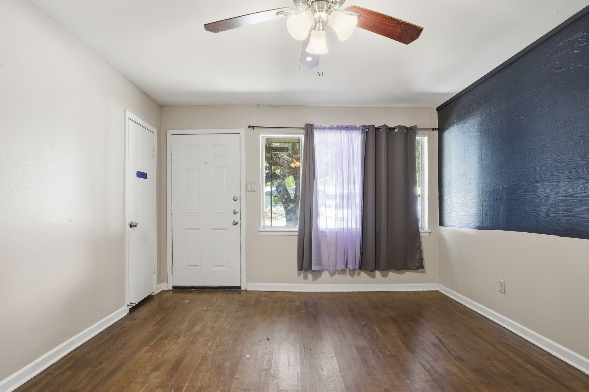 1029 Usher Street Benbrook TX 76126