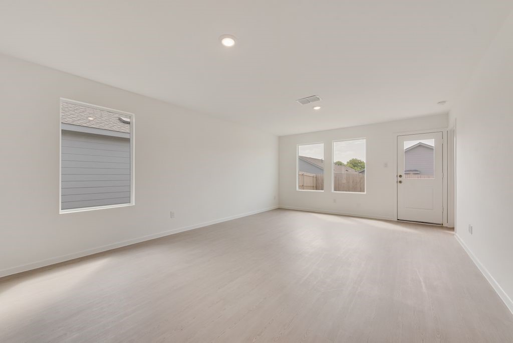 14147 Zealand Drive Pilot Point TX 76258