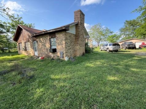 208 N Bridges Elkhart TX 75839