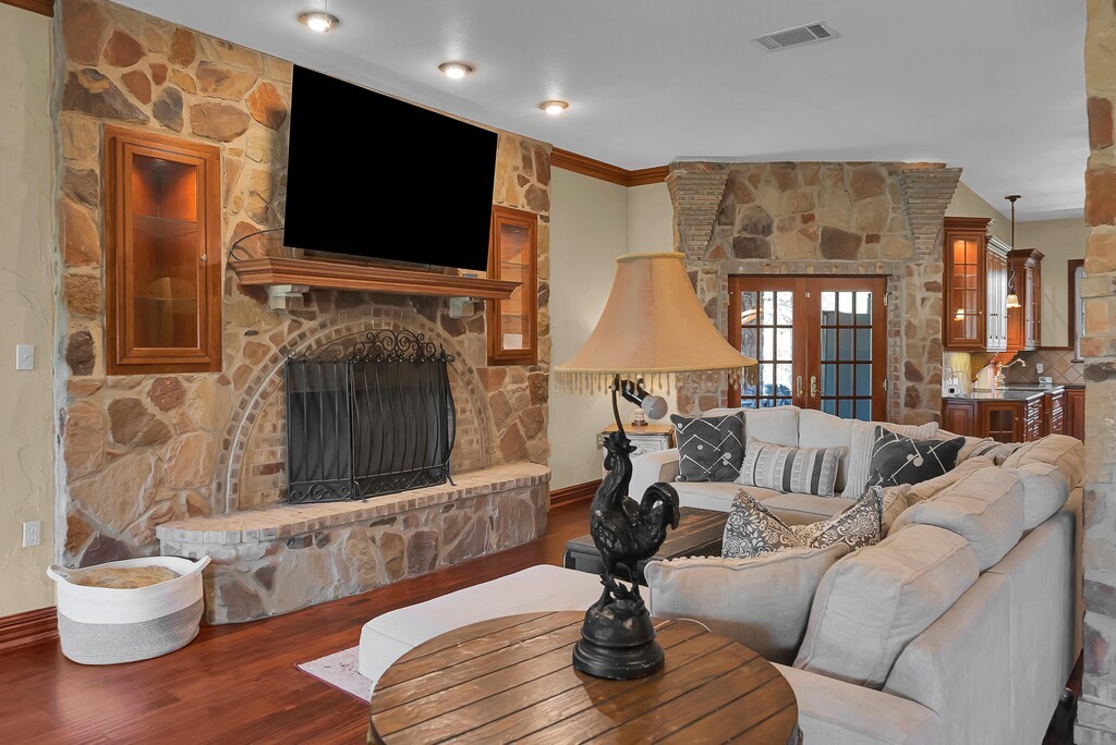 2300 N Rock Creek Road Waco TX 76708