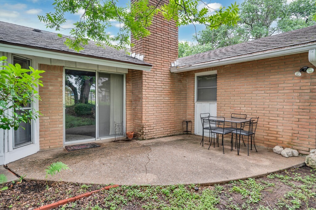 2832 Wooded Acres Drive Waco TX 76710