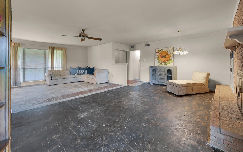 2832 Wooded Acres Drive Waco TX 76710