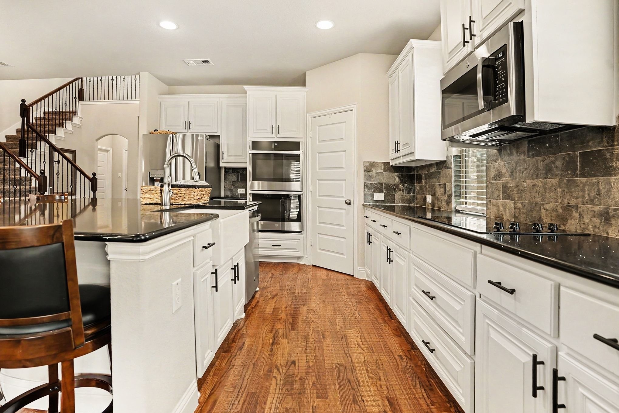 252 Lillian Lane Waxahachie TX 75165