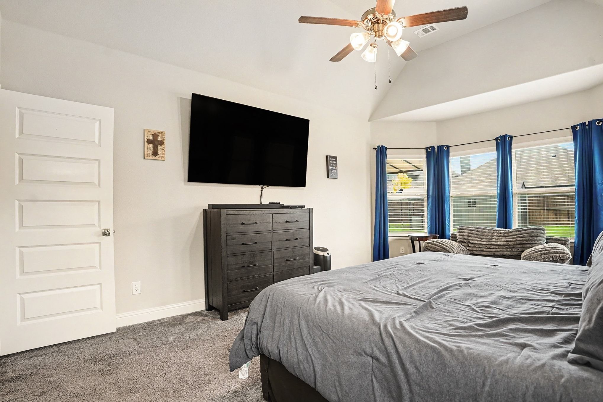 252 Lillian Lane Waxahachie TX 75165