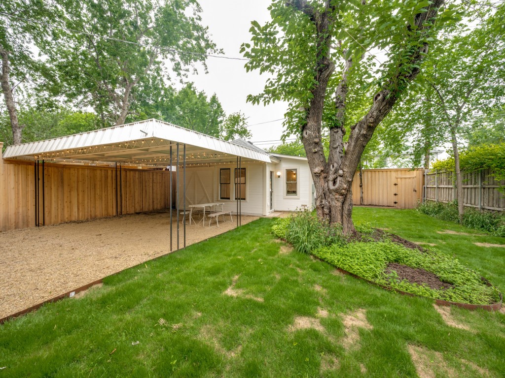 311 S Rosemont Avenue Dallas TX 75208
