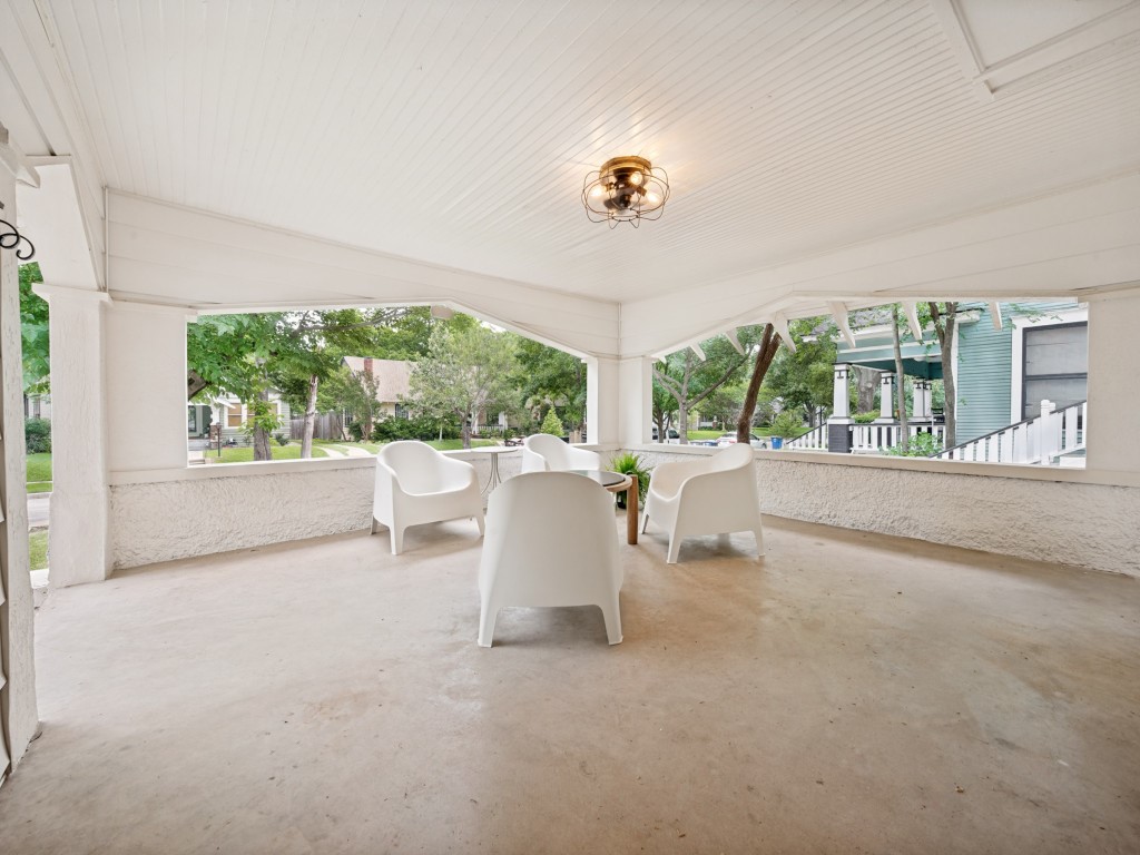 311 S Rosemont Avenue Dallas TX 75208